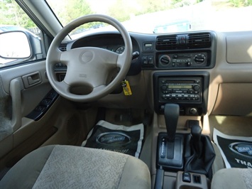 2000 Isuzu Rodeo LS   - Photo 7 - Cincinnati, OH 45255