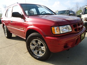 2000 Isuzu Rodeo LS   - Photo 10 - Cincinnati, OH 45255