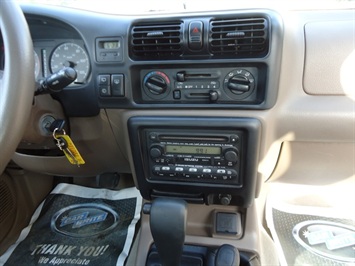 2000 Isuzu Rodeo LS   - Photo 16 - Cincinnati, OH 45255