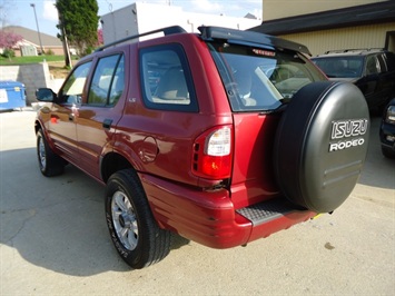 2000 Isuzu Rodeo LS   - Photo 4 - Cincinnati, OH 45255