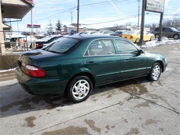 2001 Mazda 626 ES   - Photo 6 - Cincinnati, OH 45255