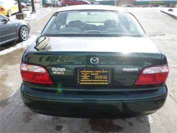 2001 Mazda 626 ES   - Photo 5 - Cincinnati, OH 45255