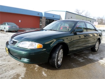 2001 Mazda 626 ES   - Photo 11 - Cincinnati, OH 45255