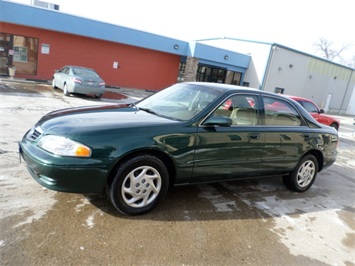 2001 Mazda 626 ES   - Photo 3 - Cincinnati, OH 45255