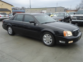 2002 Cadillac DeVille DTS   - Photo 1 - Cincinnati, OH 45255