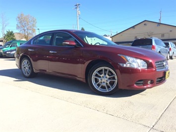 2011 Nissan Maxima 3.5 SV   - Photo 10 - Cincinnati, OH 45255