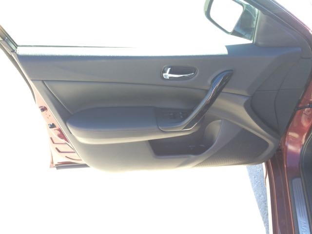 2011 Nissan Maxima 3.5 SV - Photo 23 - Cincinnati, OH 45255