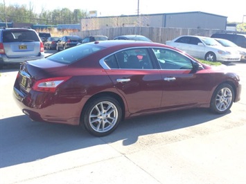2011 Nissan Maxima 3.5 SV   - Photo 6 - Cincinnati, OH 45255