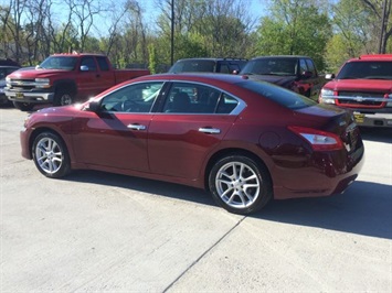 2011 Nissan Maxima 3.5 SV   - Photo 4 - Cincinnati, OH 45255