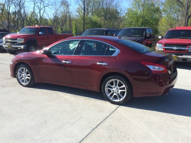 2011 Nissan Maxima 3.5 SV - Photo 4 - Cincinnati, OH 45255
