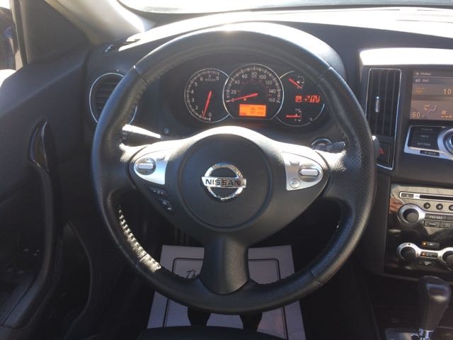 2011 Nissan Maxima 3.5 SV - Photo 21 - Cincinnati, OH 45255