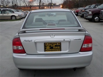 2002 Mazda Protege ES   - Photo 5 - Cincinnati, OH 45255