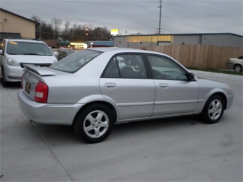 2002 Mazda Protege ES   - Photo 6 - Cincinnati, OH 45255