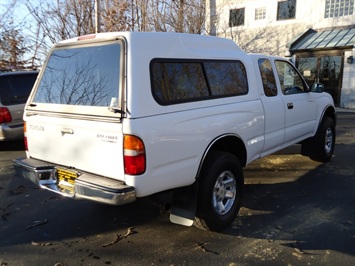 1999 Toyota Tacoma   - Photo 6 - Cincinnati, OH 45255