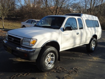 1999 Toyota Tacoma   - Photo 3 - Cincinnati, OH 45255