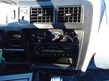 1999 Toyota Tacoma   - Photo 16 - Cincinnati, OH 45255