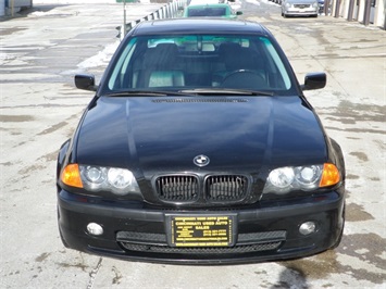 2001 BMW 330i   - Photo 2 - Cincinnati, OH 45255