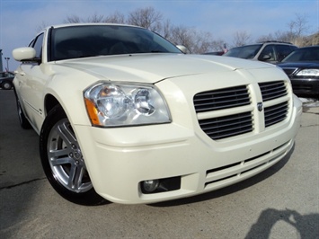 2005 Dodge Magnum RT - Photo 10 - Cincinnati, OH 45255