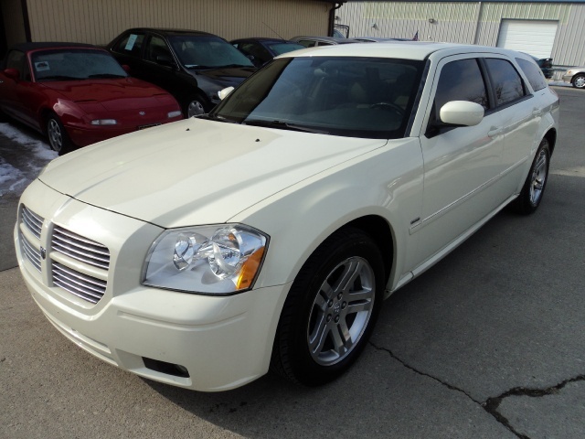 2005 Dodge Magnum RT - Photo 3 - Cincinnati, OH 45255