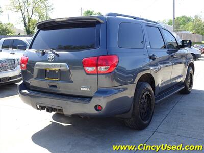 2008 Toyota Sequoia Platinum - Photo 7 - Cincinnati, OH 45255