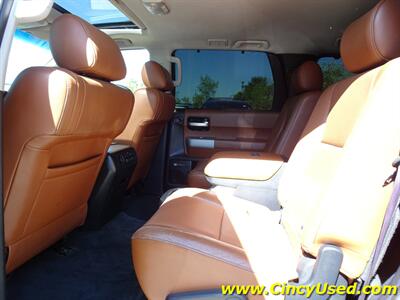 2008 Toyota Sequoia Platinum - Photo 13 - Cincinnati, OH 45255