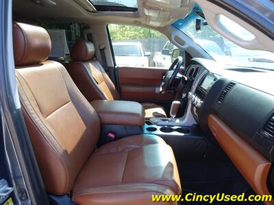 2008 Toyota Sequoia Platinum - Photo 17 - Cincinnati, OH 45255