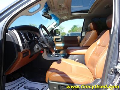 2008 Toyota Sequoia Platinum - Photo 11 - Cincinnati, OH 45255