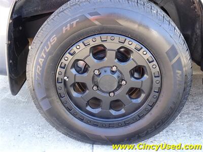 2008 Toyota Sequoia Platinum - Photo 36 - Cincinnati, OH 45255