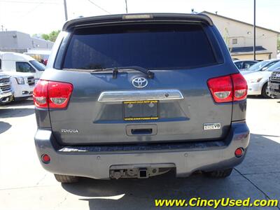 2008 Toyota Sequoia Platinum - Photo 8 - Cincinnati, OH 45255