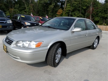 2001 Toyota Camry LE   - Photo 11 - Cincinnati, OH 45255