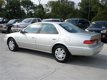 2001 Toyota Camry LE   - Photo 4 - Cincinnati, OH 45255