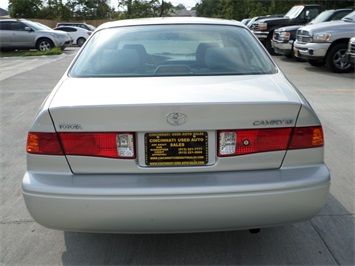 2001 Toyota Camry LE   - Photo 5 - Cincinnati, OH 45255