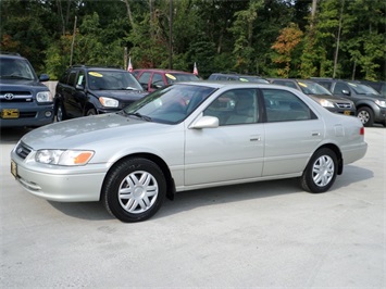 2001 Toyota Camry LE   - Photo 3 - Cincinnati, OH 45255