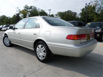 2001 Toyota Camry LE   - Photo 12 - Cincinnati, OH 45255