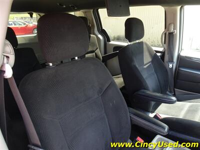 2014 Dodge Grand Caravan American Value Package - Photo 25 - Cincinnati, OH 45255