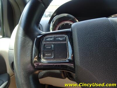 2014 Dodge Grand Caravan American Value Package - Photo 30 - Cincinnati, OH 45255