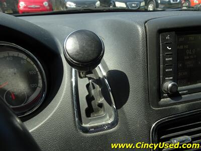 2014 Dodge Grand Caravan American Value Package - Photo 28 - Cincinnati, OH 45255