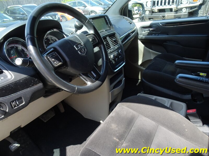 2014 Dodge Grand Caravan American Value Package - Photo 15 - Cincinnati, OH 45255