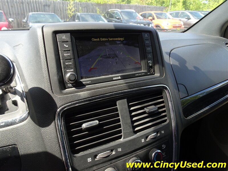 2014 Dodge Grand Caravan American Value Package - Photo 27 - Cincinnati, OH 45255
