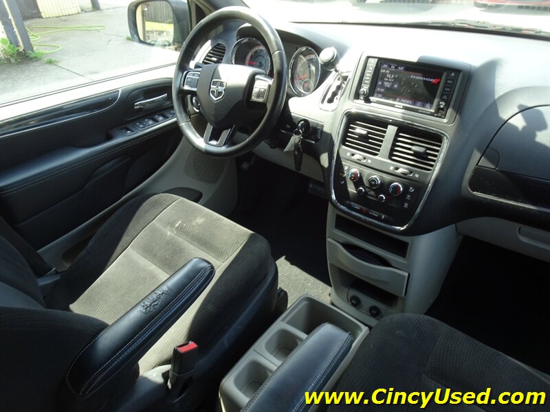 2014 Dodge Grand Caravan American Value Package - Photo 20 - Cincinnati, OH 45255
