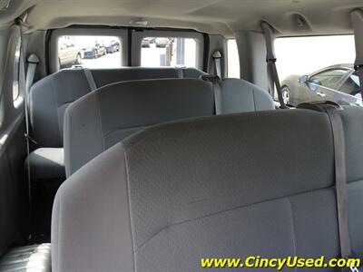 2008 Ford E-Series Van E-350 SD XLT  5.4L V8 Passenger RWD - Photo 14 - Cincinnati, OH 45255