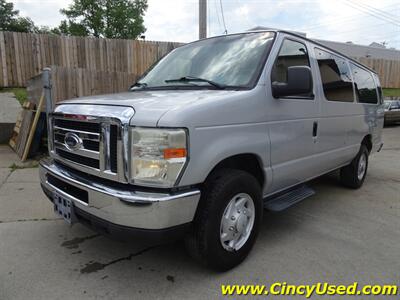 2008 Ford E-Series Van E-350 SD XLT  5.4L V8 Passenger RWD - Photo 3 - Cincinnati, OH 45255