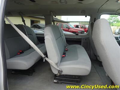 2008 Ford E-Series Van E-350 SD XLT  5.4L V8 Passenger RWD - Photo 11 - Cincinnati, OH 45255