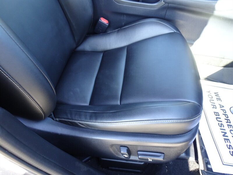 2016 Lexus CT 200h - Photo 24 - Cincinnati, OH 45255
