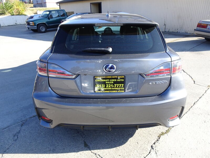 2016 Lexus CT 200h - Photo 4 - Cincinnati, OH 45255