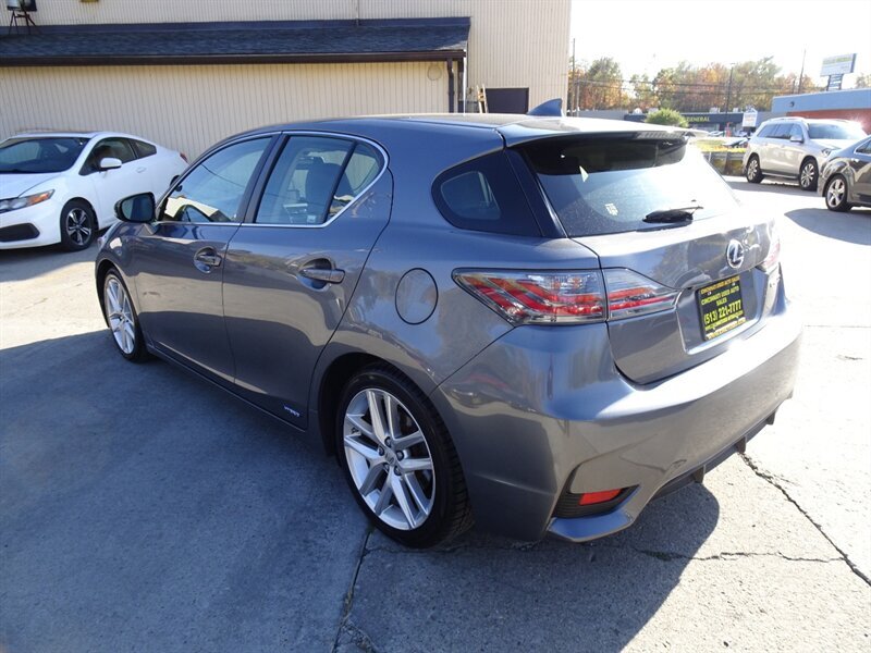 2016 Lexus CT 200h - Photo 5 - Cincinnati, OH 45255