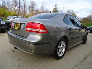 2003 Saab 9-3 Linear   - Photo 13 - Cincinnati, OH 45255