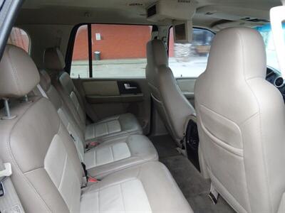 2003 Ford Expedition Eddie Bauer  V8 RWD - Photo 11 - Cincinnati, OH 45255