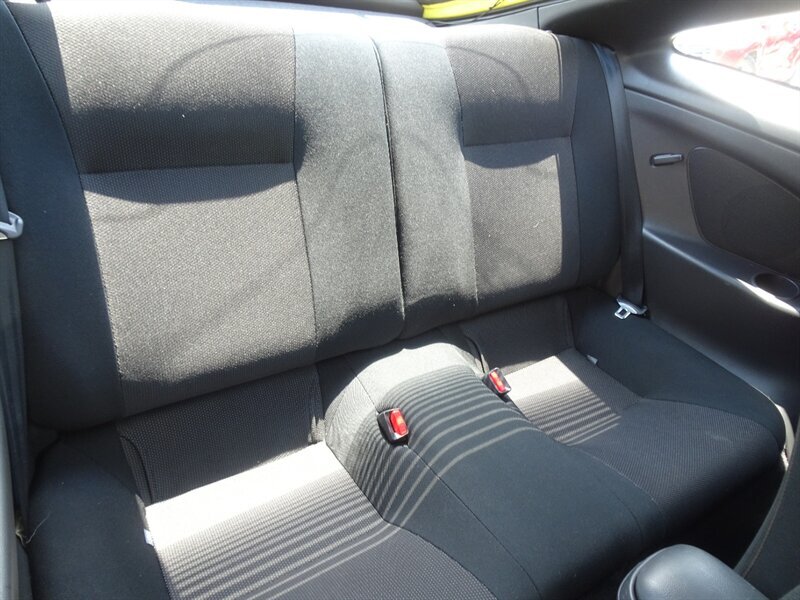 2004 Toyota Celica GT - Photo 21 - Cincinnati, OH 45255