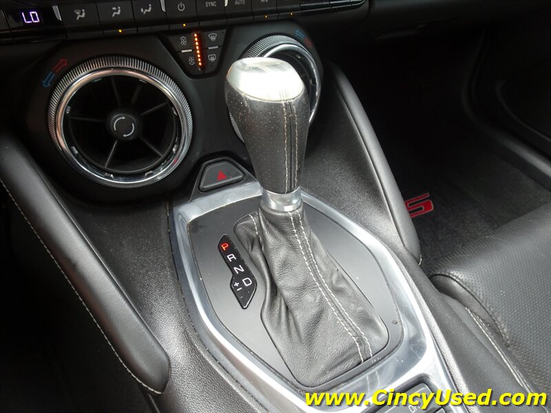 2016 Chevrolet Camaro SS - Photo 21 - Cincinnati, OH 45255